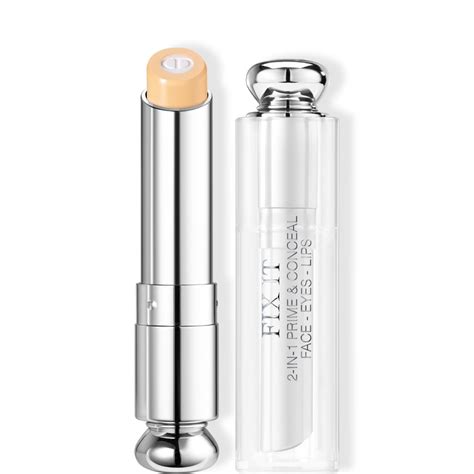 dior fix it concealer blemishes.